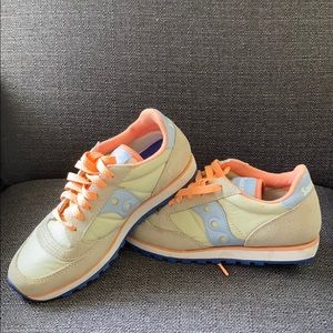 Saucony
